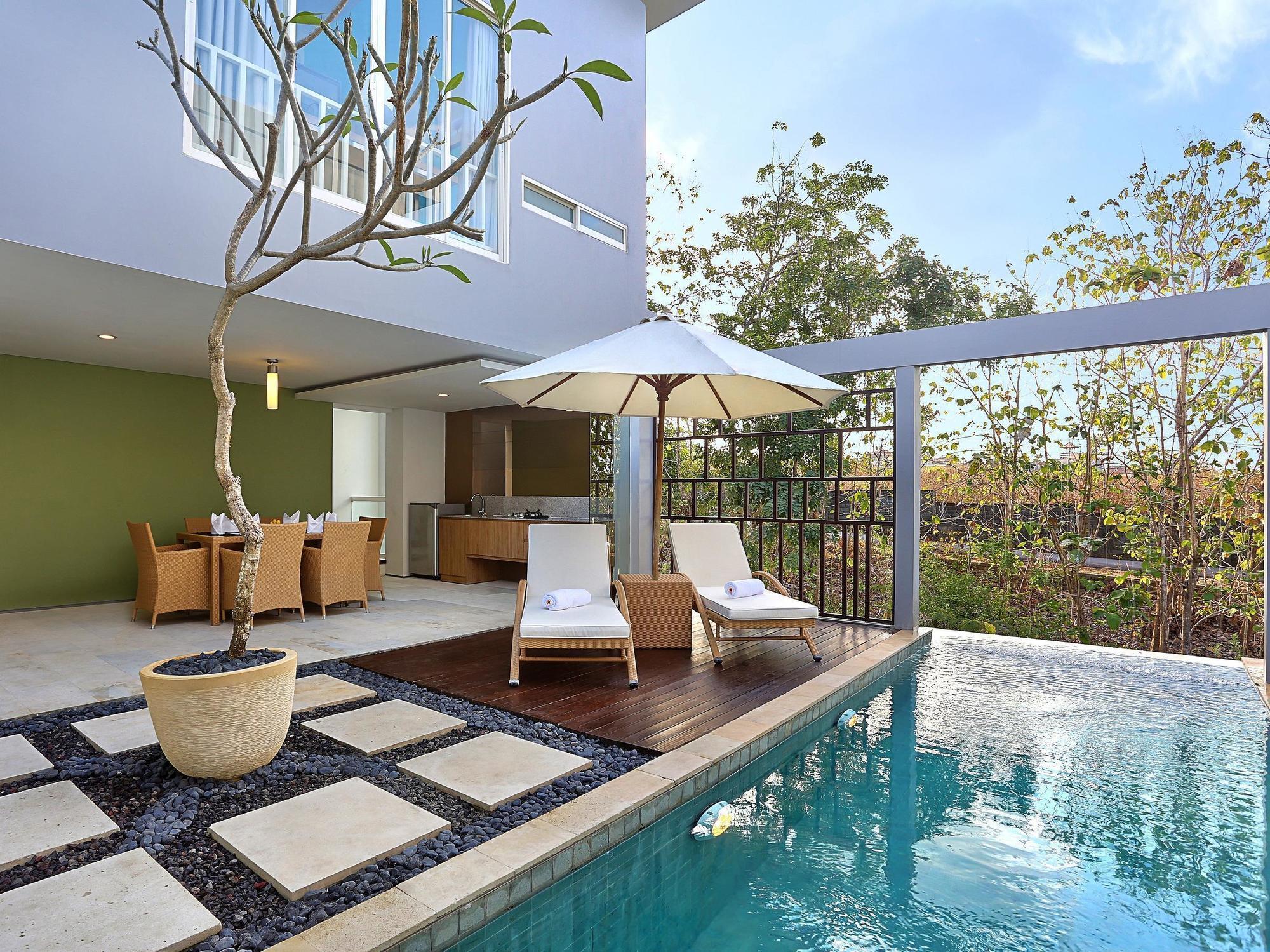 Garden Bay View Villa Nusa Dua  Buitenkant foto