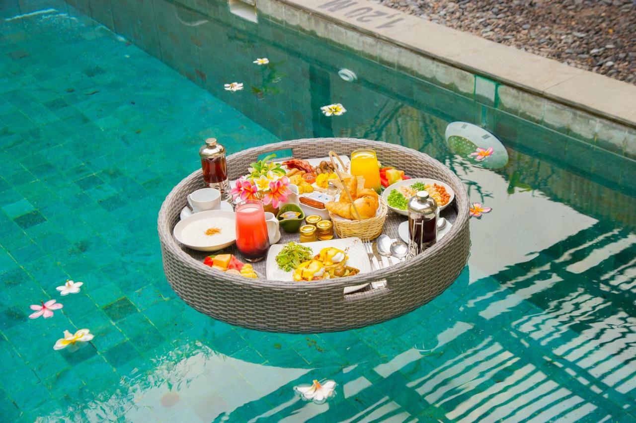 Garden Bay View Villa Nusa Dua  Buitenkant foto